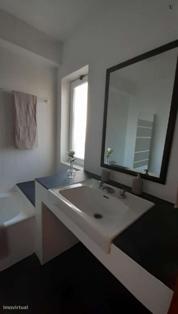 Quarto - localizado em Paço de Arcos Lisbon - Grande imagem: 2/17