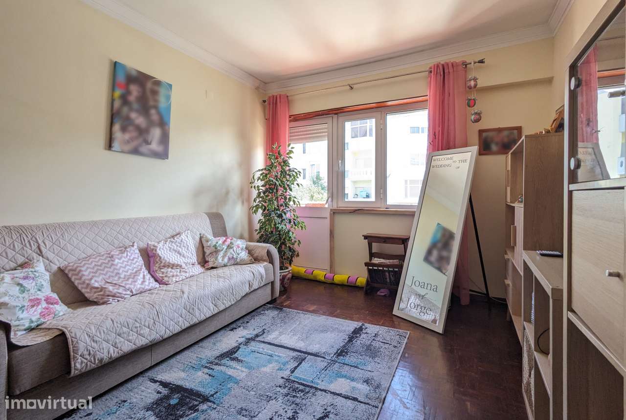 Moradia T5 no centro de Alverca - Grande imagem: 2/15