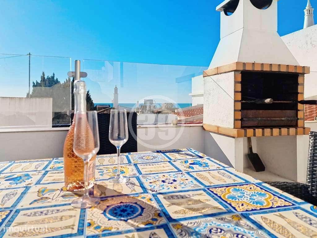 Casa histórica renovada e com fantástica vista mar na zona mais ant...-20