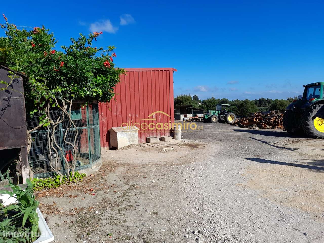 Quinta com moradia T3-7