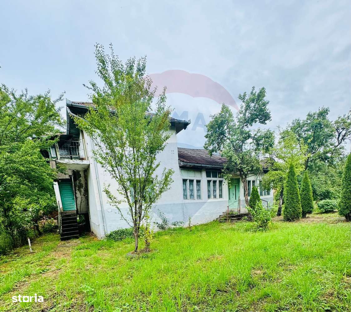 Casă / Vilă cu 5 camere de vânzare în zona Ultracentral - Imagine principală: 1/16