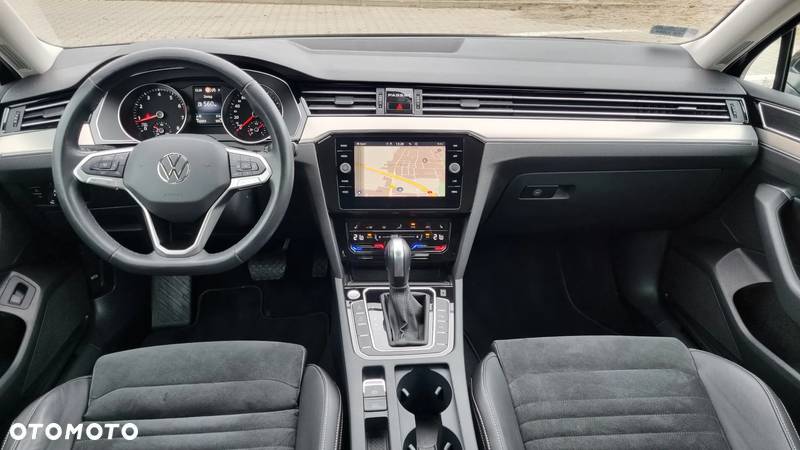 Volkswagen Passat 1.5 TSI EVO Elegance DSG - 11