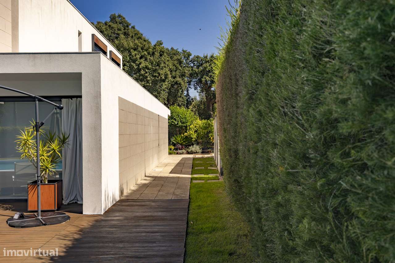 Moradia isolada T6 lote de 1002m2 piscina Sesimbra-12