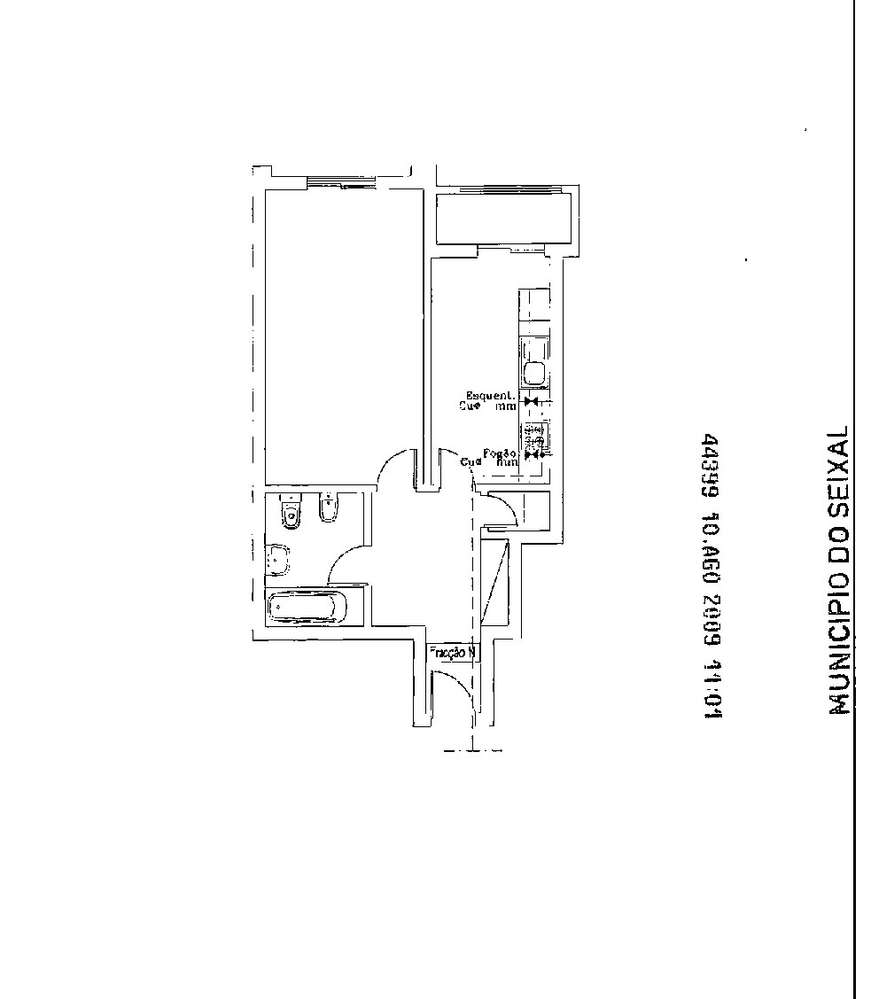 T0 com varanda e arrecadação no centro de Corroios – Ideal para viver - Grande imagem: 4/14
