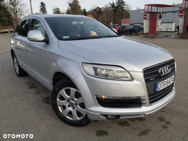 Audi Q7 3.0 TDI Quattro Tiptronic - 10