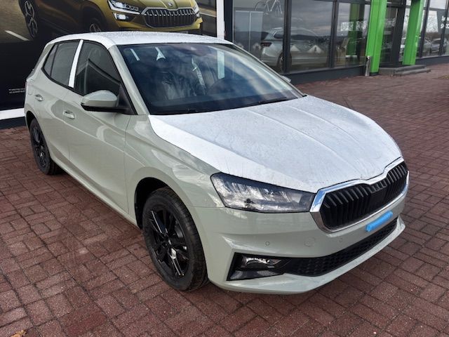 SKODA FABIA Fabia Drive 1,5 TSI 150 KM 7-biegowa DSG