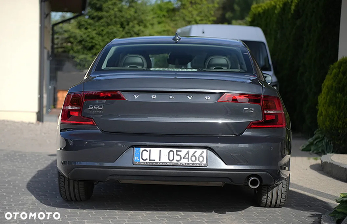 Volvo S90 D3 Geartronic Momentum Pro - 19