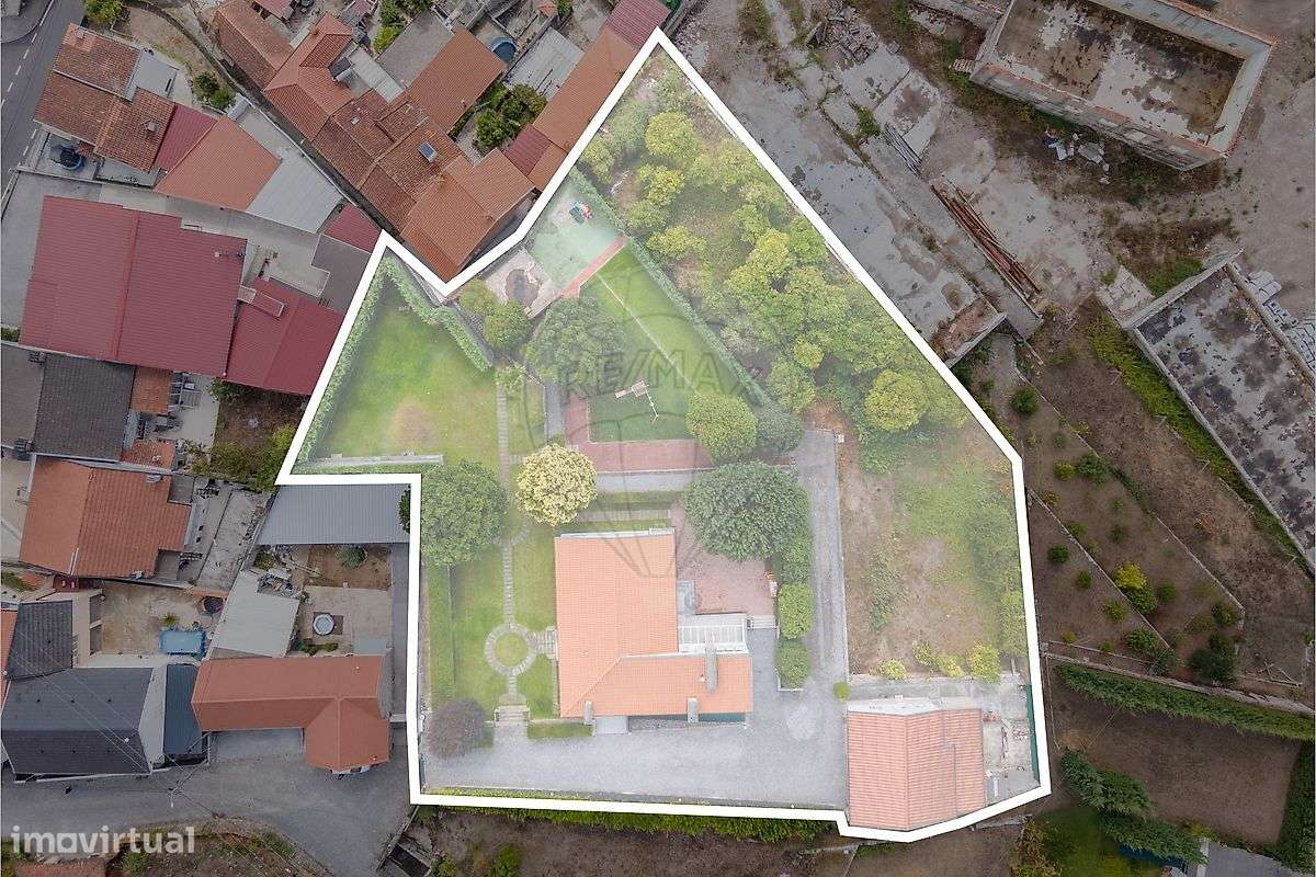 Moradia T5 para venda - Grande imagem: 2/42