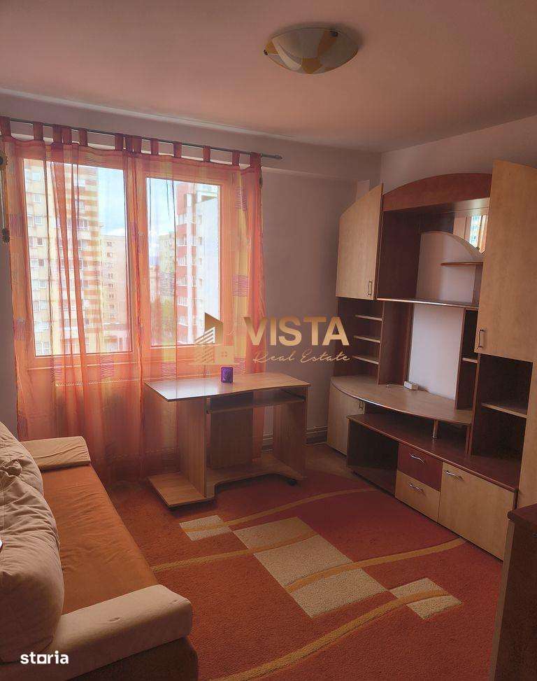 Apartament cu 3 camere, etaj intermediar,  in Scriitorilor, Brasov - Imagine principală: 5/10