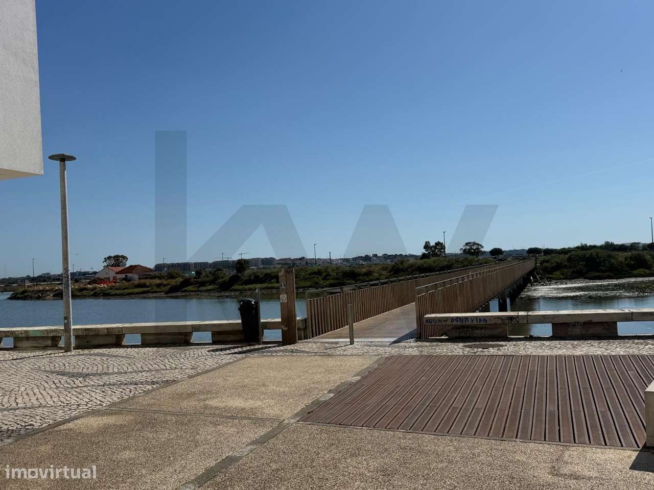Oportunidade de Investimento, Apartamento de 6 Divisões, Rua Miguel Pa-5