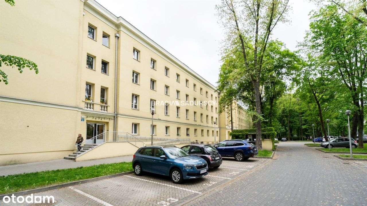 Dwa pokoje, jasne, wysokie. Doskonałe.-17