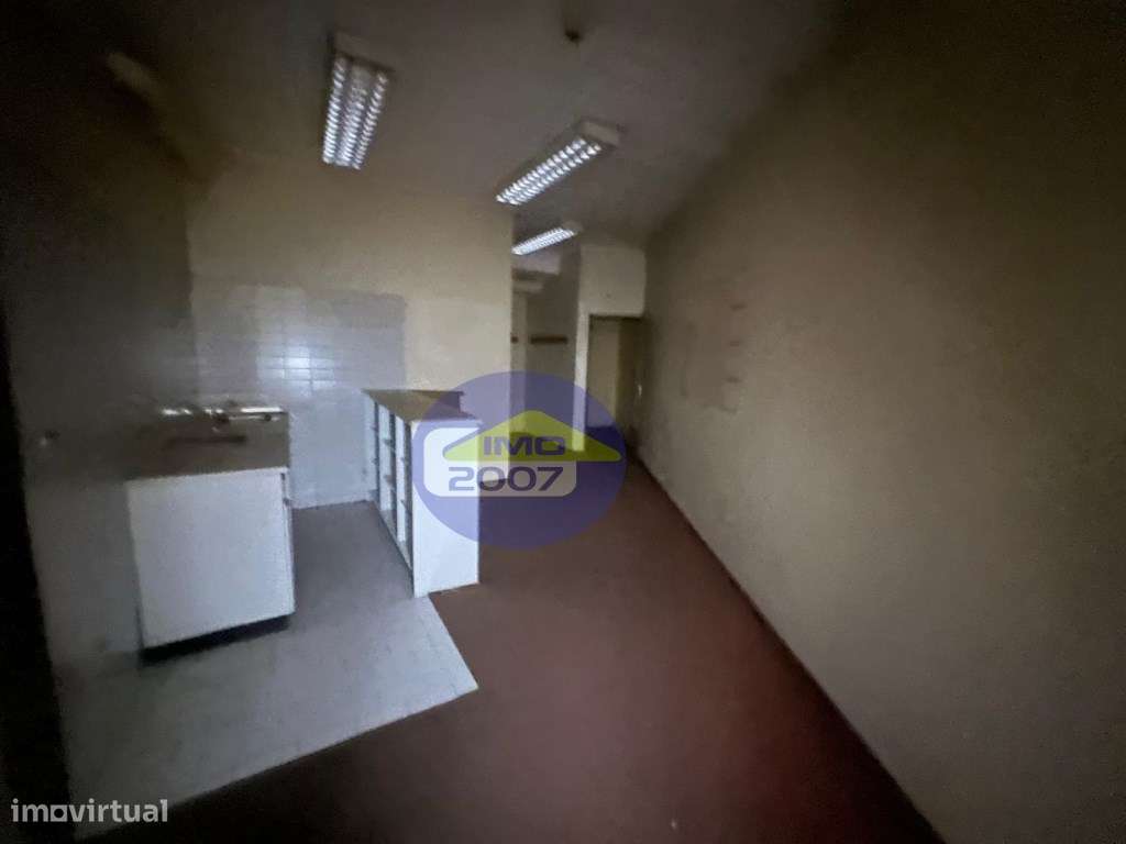 Loja em São Paio de Oleiros-21