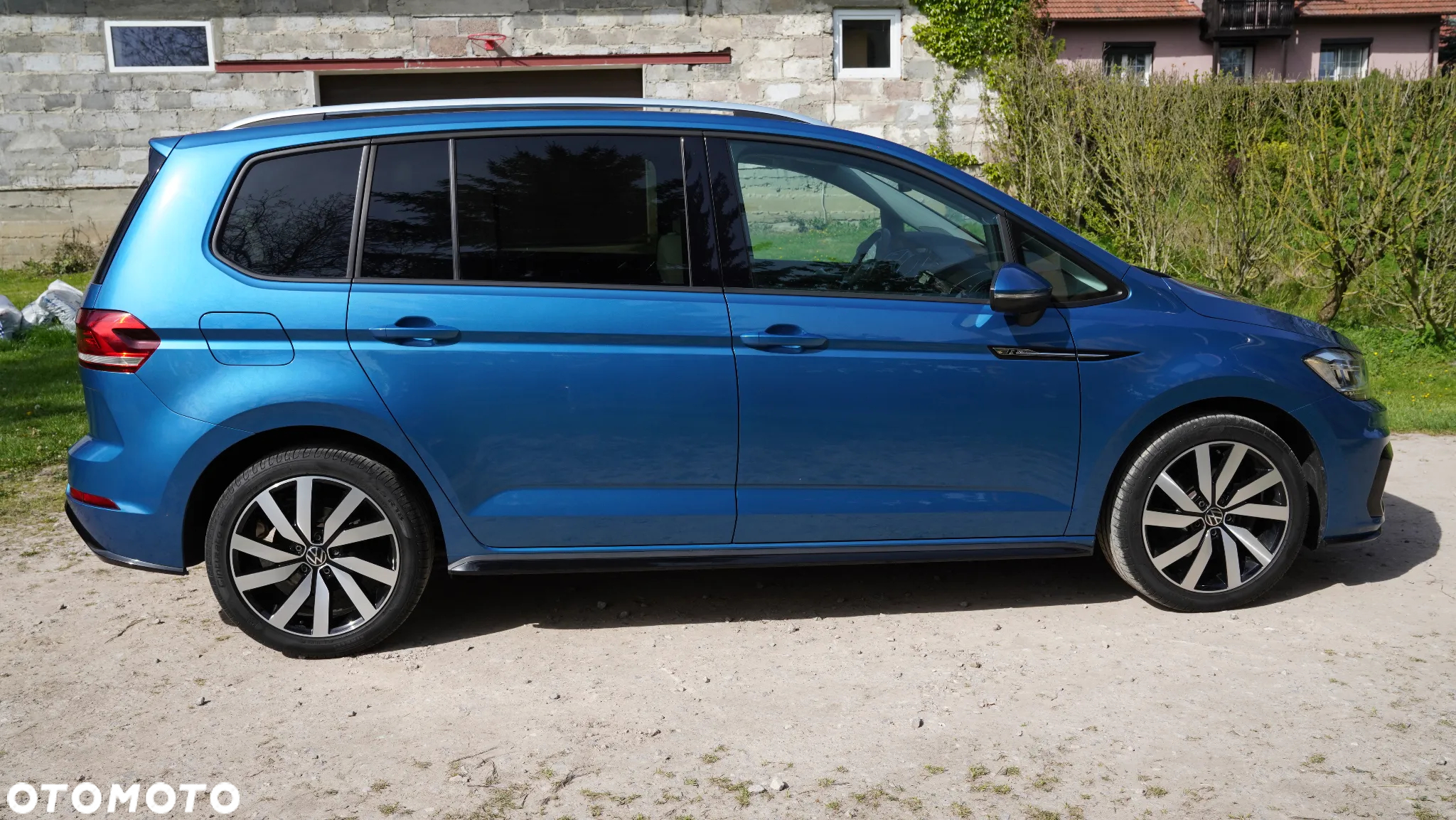 Volkswagen Touran - 8