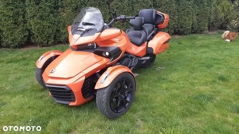 Can-Am Spyder - 1