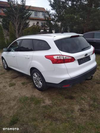 Ford Focus Turnier 2.0 TDCi DPF Titanium - 3