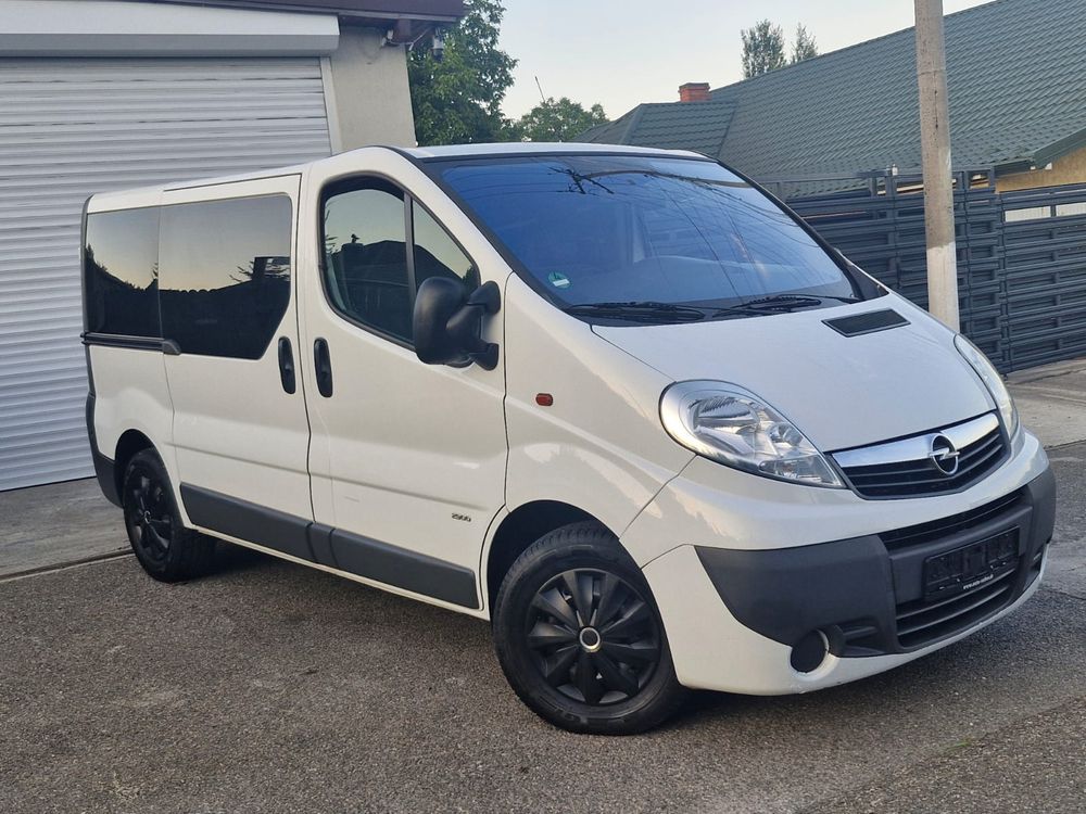 Opel Vivaro 2013