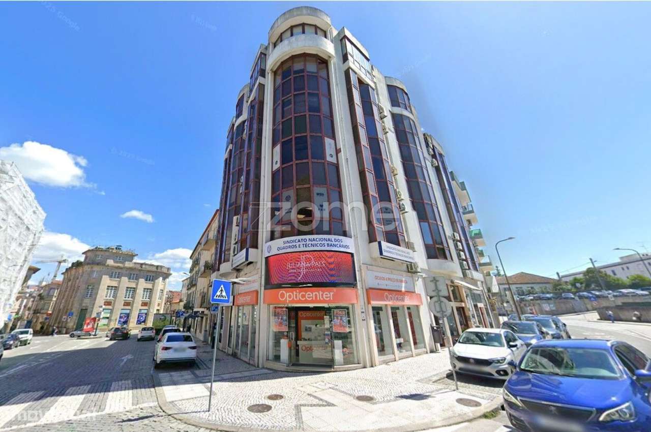 Apartamento T3 Cobertura com Terraço, exclusivo no Coração de Viseu... - Grande imagem: 2/2