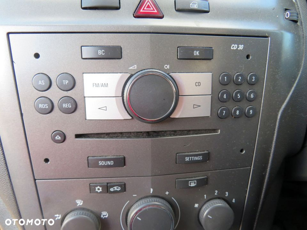 RADIO FABRYCZNE CD ZAFIRA B CD30 OPEL 2005-2008 - 1