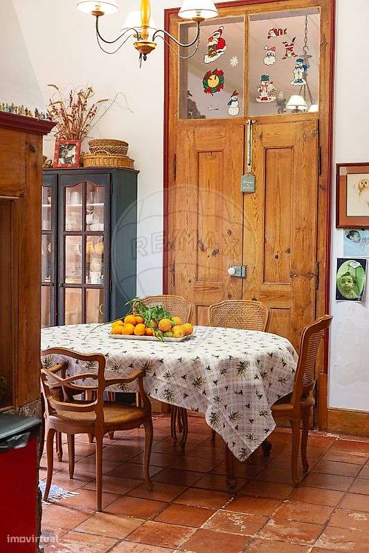 Moradia T4 para venda-9