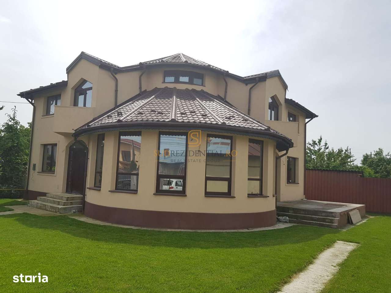 Vila impresionanta cu 5 camere si curte generoasa, P+M- Comuna Berceni - Imagine principală: 1/20