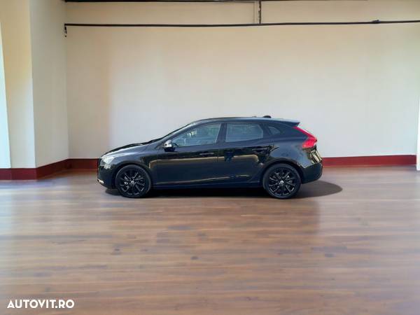 Volvo V40 D3 Geartronic Kinetic - 5