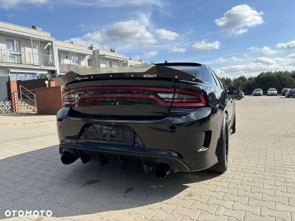 Dodge Charger 5.7 R/T - 20