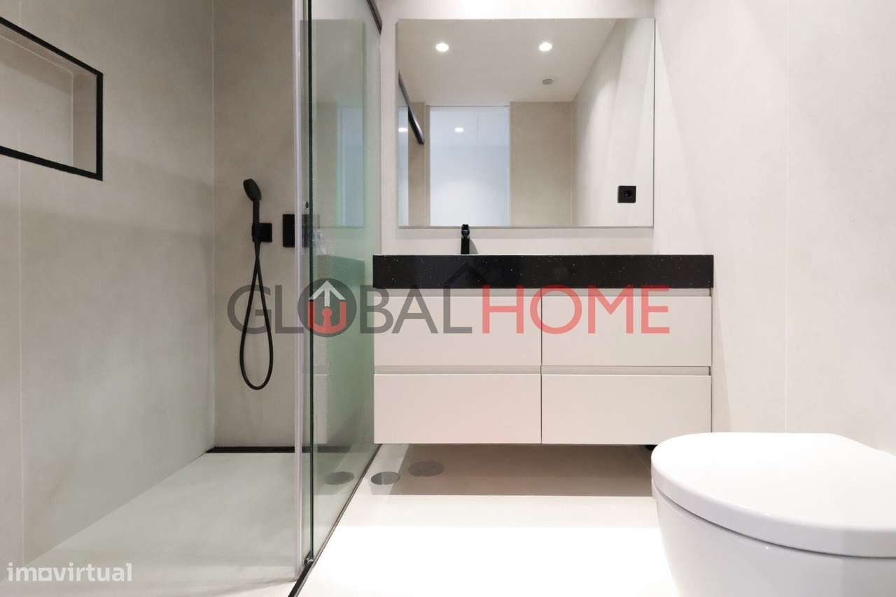 Moradia T5 com piscina na Quinta das Luzes-28