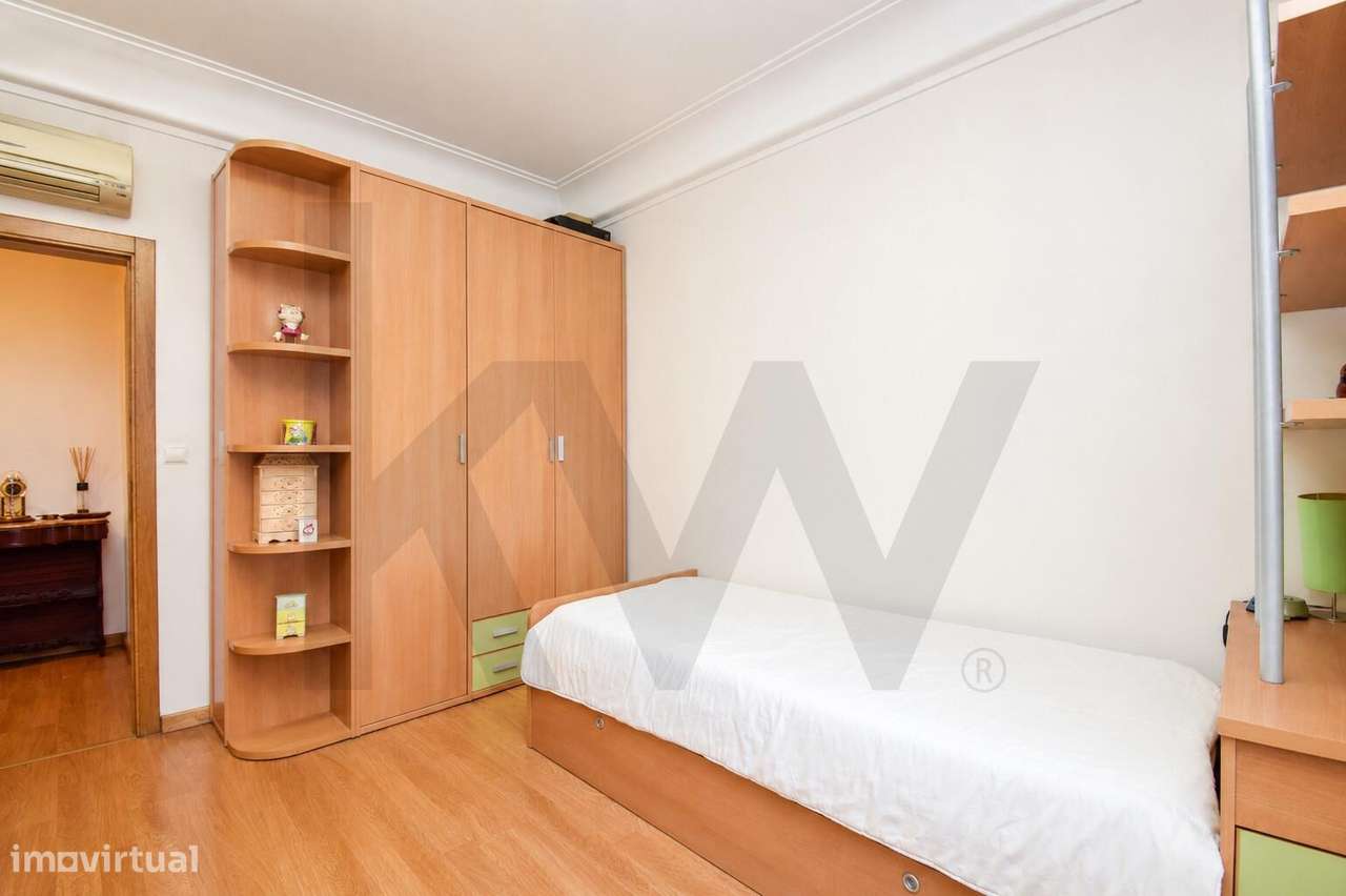 T4 com acesso a espaço exterior | Rua da Bombarda, Lisboa-5