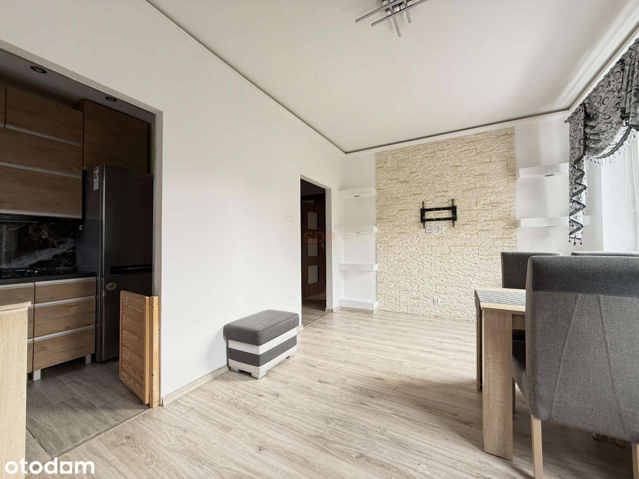 Mieszkanie 50 m² na Stokach + prywatna działka 165 m²-1