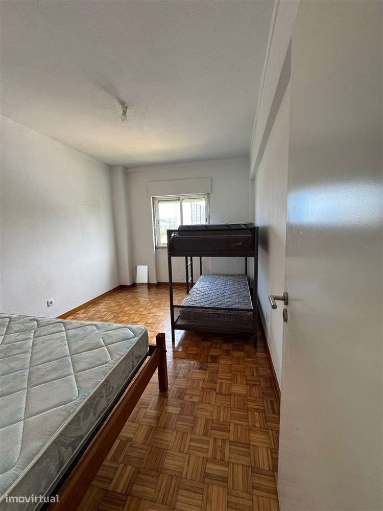 Apartamento T2 Venda em Odivelas,Odivelas-13