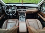 Alfa Romeo Stelvio 2.0 Turbo TI Q4 - 16