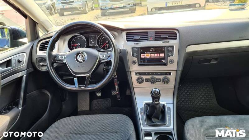 Volkswagen Golf - 3