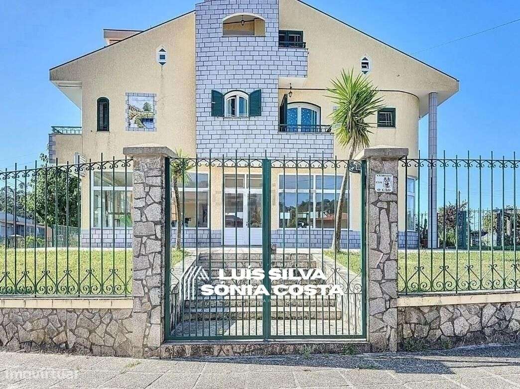 Moradia T6 Individual com Loja Comercial e Área Industrial -...-5