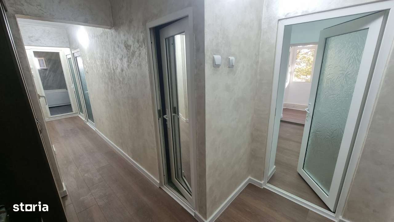 De Vanzare Apartament cu 3 camere zona Calarasi 4-11