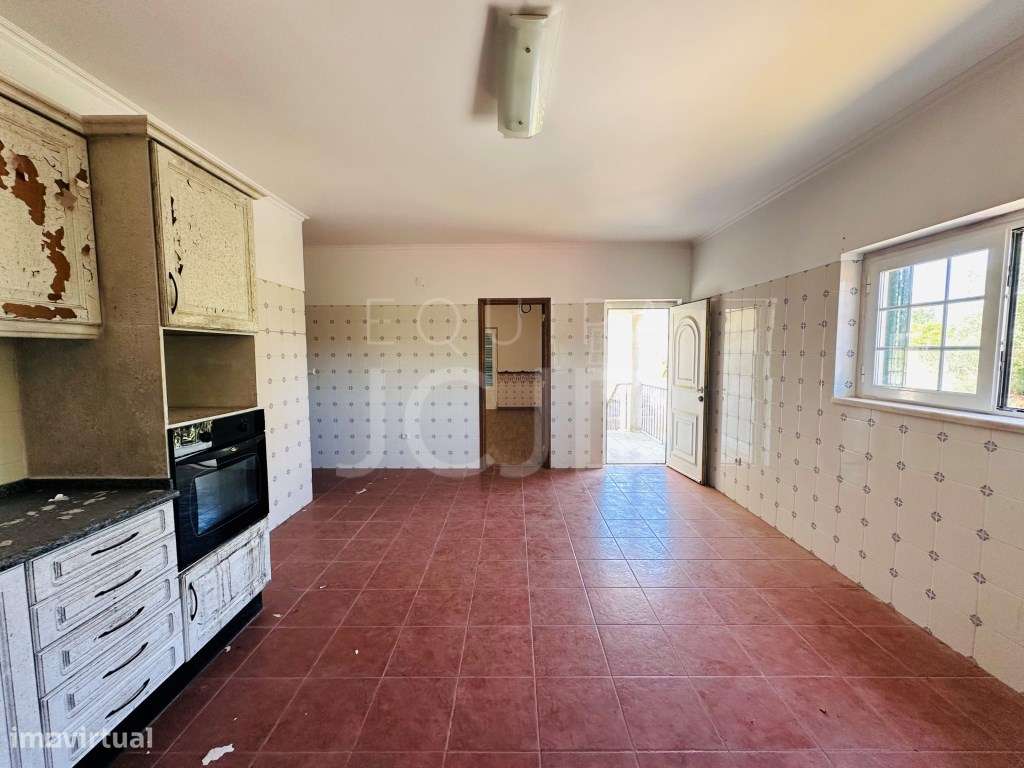 Moradia T5 com Garagem e Terreno Amplo - Quinta do Pinheirinho, San...-31