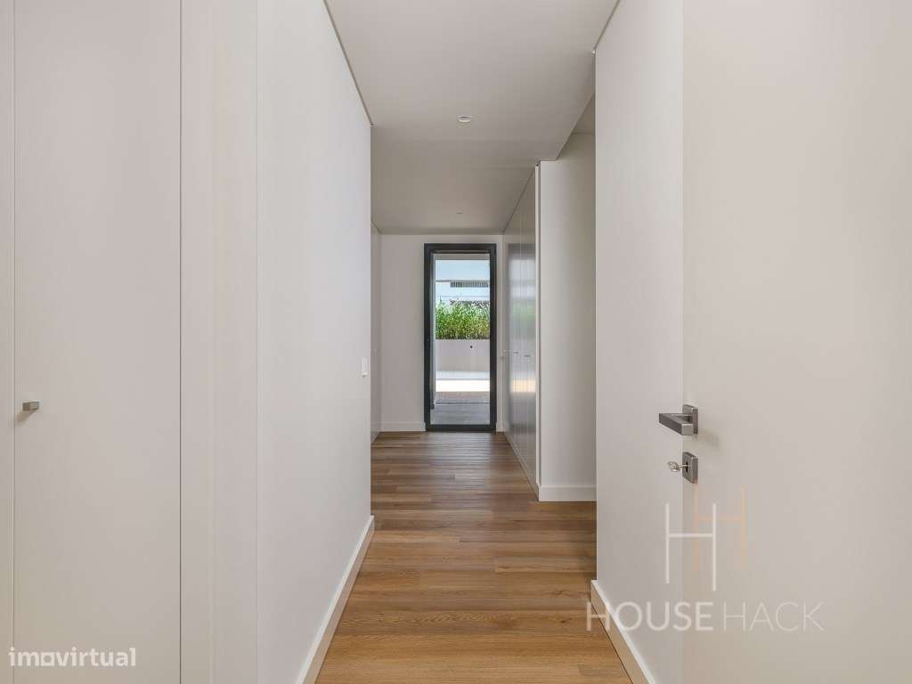 Penthouse T4 de luxo em Miraflores-38