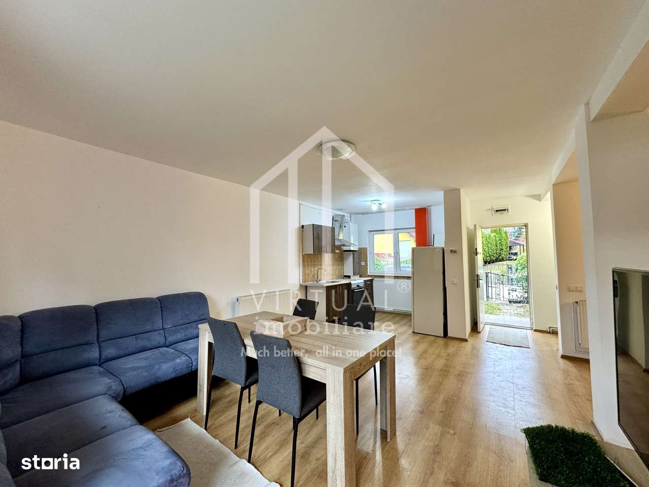 Casa de vanzare cu 3 camere, 2 bai, 2 balcoane, terasa - Sura Mare - Imagine principală: 5/20