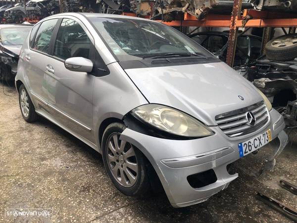 Mercedes A200 CDI de 2004 para peças - 5