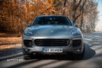 Porsche Cayenne 3.0 L - 1