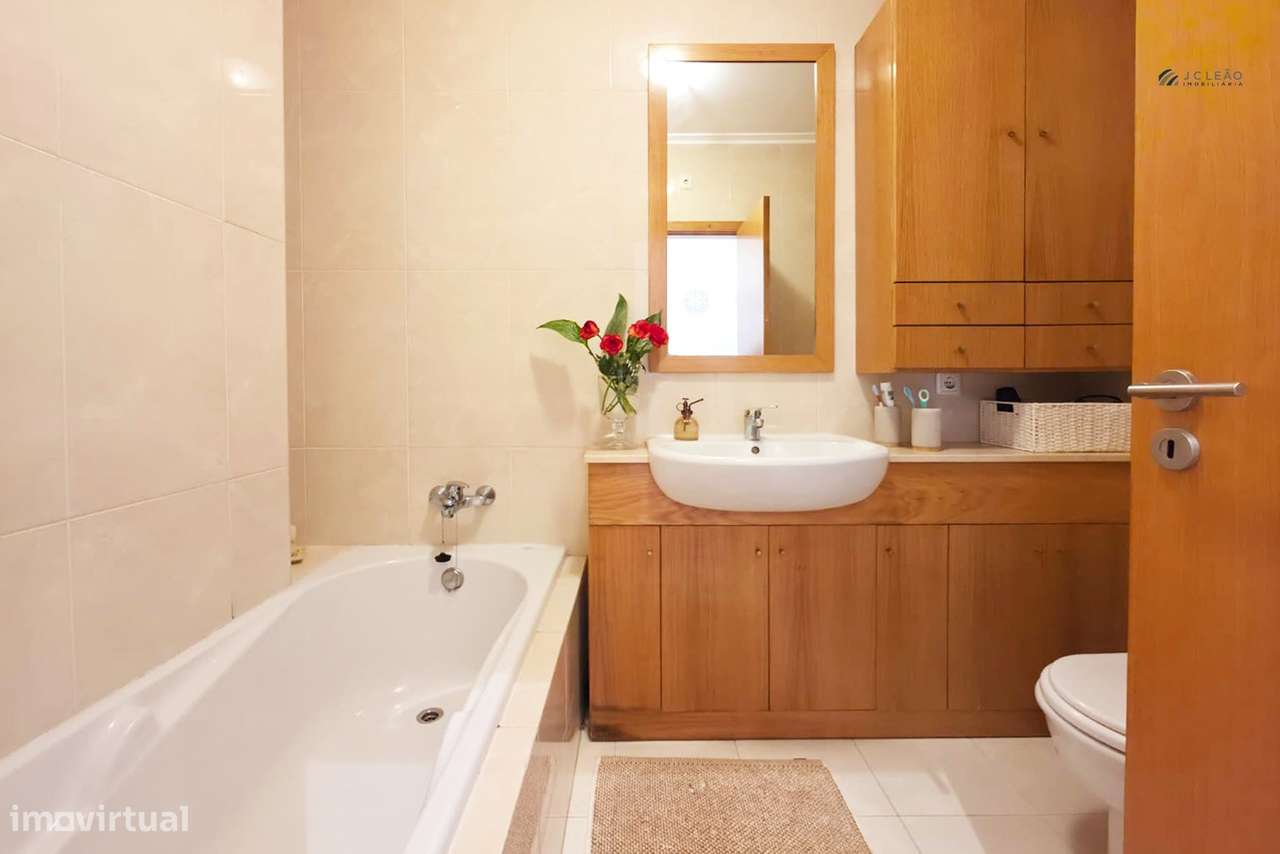 Apartamento T3 em Lavra | Condomínio Fechado | 2.º e último andar-18