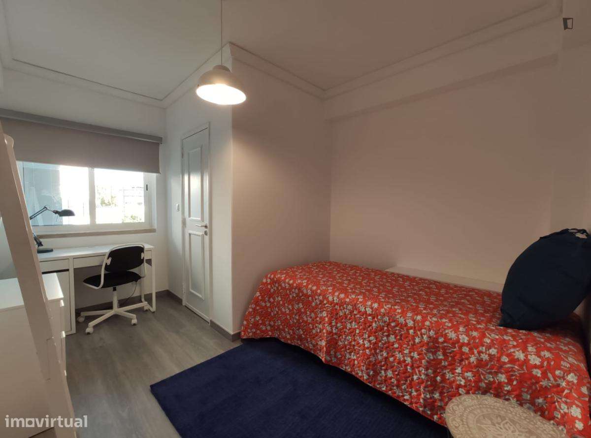 Quarto - localizado em Oeiras Lisbon - Grande imagem: 5/10