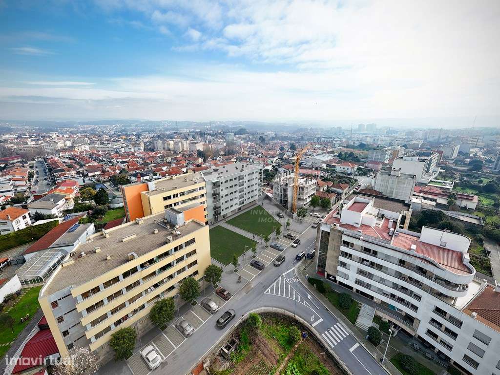 T2 com terraço a 500mts da câmara - Maia - Centro-23