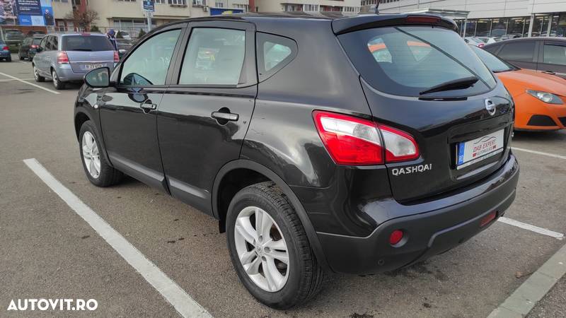 Nissan Qashqai 2.0 DCI DPF 4X4 Acenta SP - 6