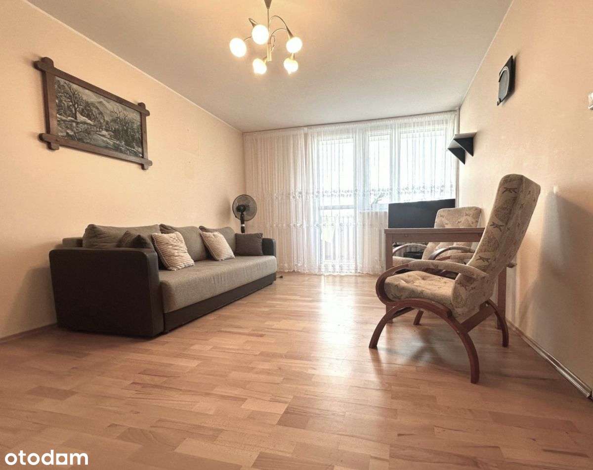 Mieszkanie 2 pokoje, balkon i miejsce postojowe!-2