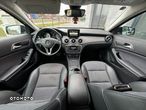 Mercedes-Benz GLA 200 7G-DCT Urban - 15