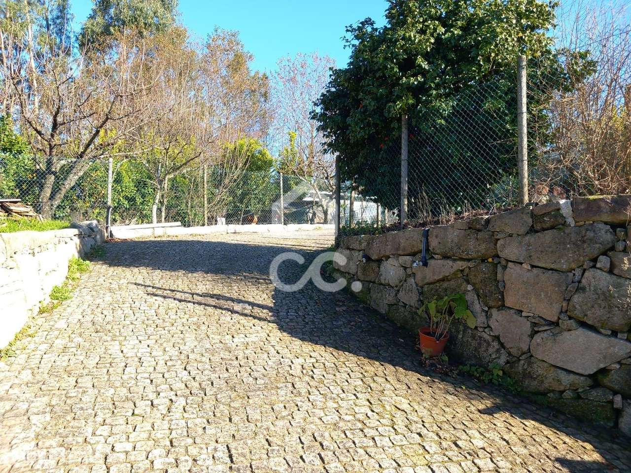 Moradia Totalmente em Pedra em Revelhe (Fafe)  Excelente oportunidade-22