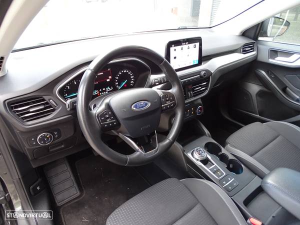 Ford Focus SW 1.5 TDCi EcoBlue Titanium Aut. - 25