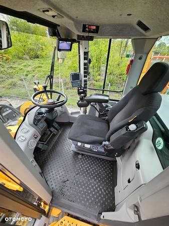 Volvo L150H - 9