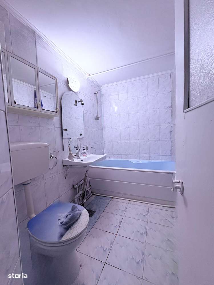 Vand urgent apartament decomandat 2 camere - Imagine principală: 5/5