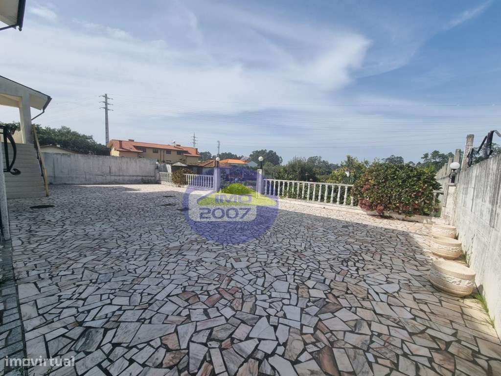 Moradia T5 Nogueira da Regedoura - Grande imagem: 4/59